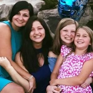 Meet your Posher, Dawn